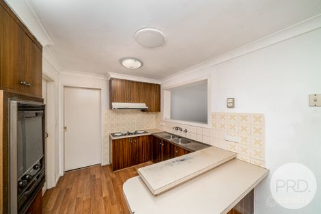 Property photo of 26 Lonergan Place East Wagga Wagga NSW 2650