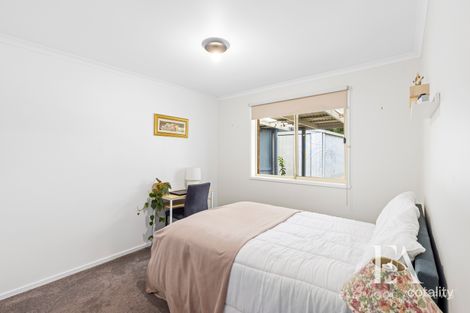 Property photo of 30 Filipi Drive St Albans Park VIC 3219
