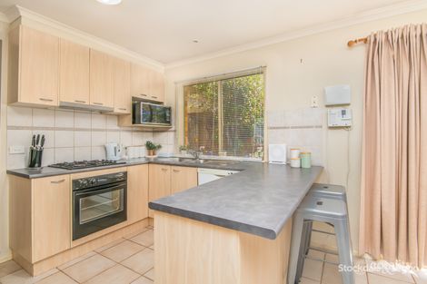 Property photo of 6 Dowson Place Mooroopna VIC 3629