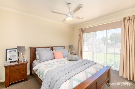 Property photo of 6 Dowson Place Mooroopna VIC 3629