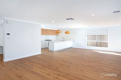 Property photo of 69 Bradman Drive Boorooma NSW 2650