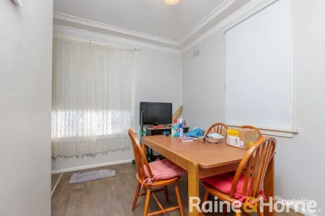 Property photo of 6 Wattle Street Dubbo NSW 2830