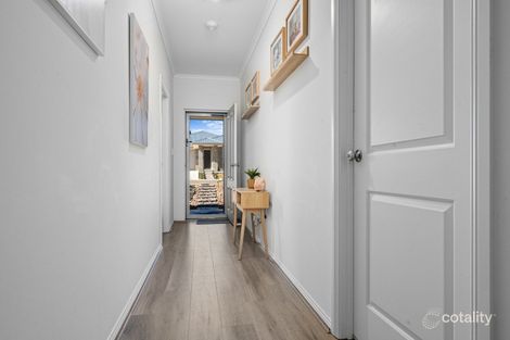 Property photo of 17 Simpson Place Evanston Park SA 5116