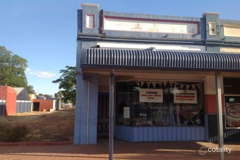 80 Massingham St, Kellerberrin, WA 6410