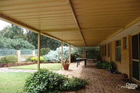 Property photo of 40 Devon Way Lower Chittering WA 6084