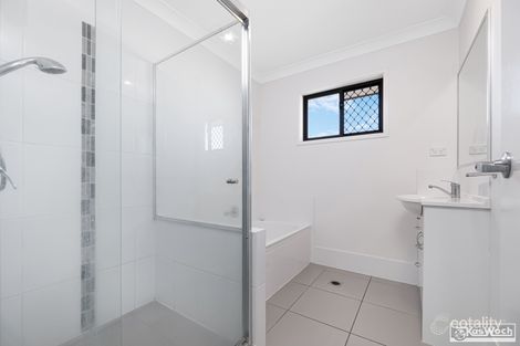 Property photo of 20 Govind Court Gracemere QLD 4702