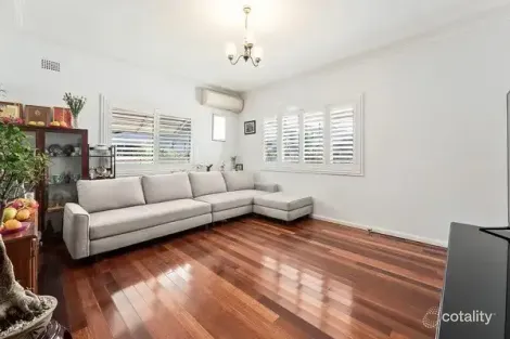 Property photo of 7 Maxwell Street Fairy Meadow NSW 2519