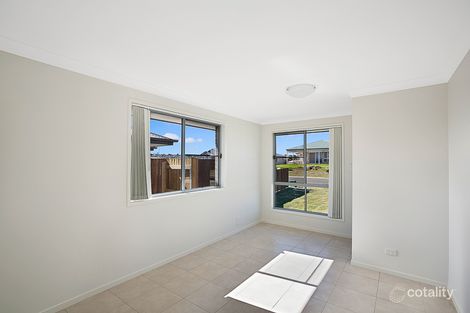 Property photo of 1/35 Woleebee Drive Glenvale QLD 4350