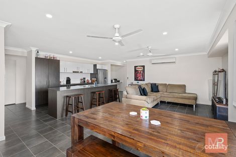 Property photo of 27 Hilltop Crescent Flagstone QLD 4280