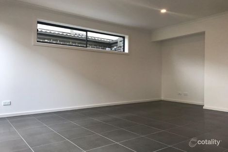 Property photo of 16 Mingay Close Truganina VIC 3029