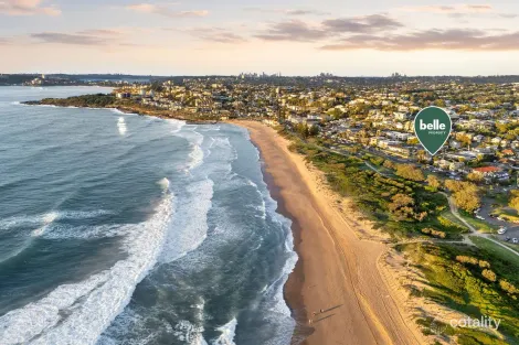 Property photo of 79 Carrington Parade Curl Curl NSW 2096