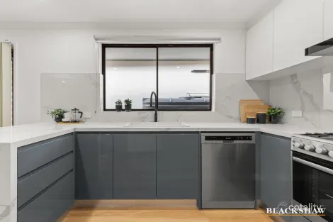 Property photo of 99 Longmore Crescent Wanniassa ACT 2903