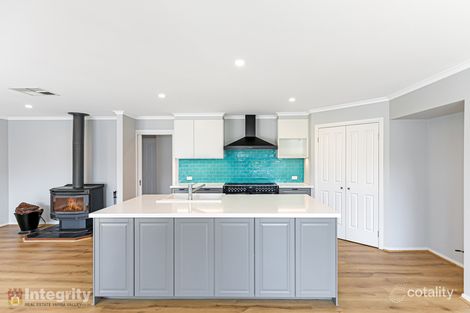 Property photo of 3 Kane Court Yarra Glen VIC 3775