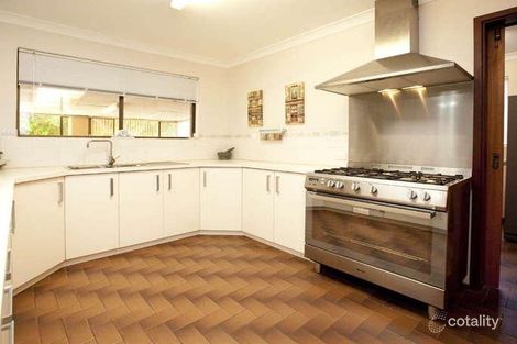 Property photo of 15 Albrecht Place Thornlie WA 6108