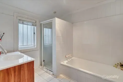 Property photo of 61 Dansie Street Greenslopes QLD 4120