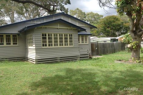 Property photo of 33 Kingfisher Parade Toogoom QLD 4655