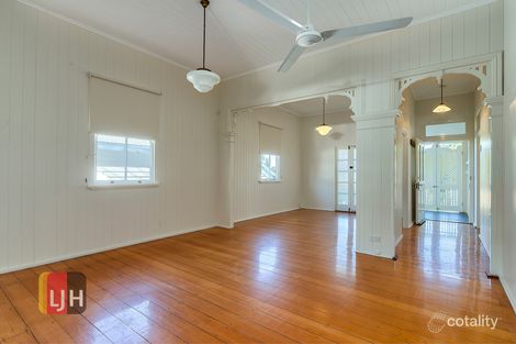 Property photo of 23 Oakwal Terrace Windsor QLD 4030