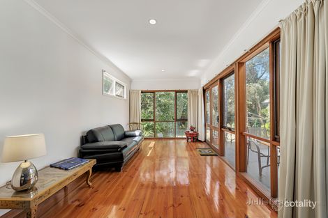 Property photo of 12 Andrews Street Burwood VIC 3125