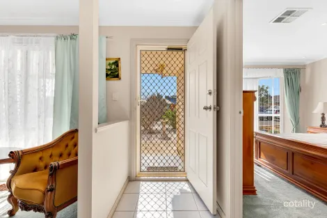 Property photo of 8 Graeber Road Smithfield SA 5114