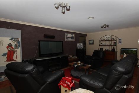 Property photo of 5 Mandarin Grove Werribee VIC 3030