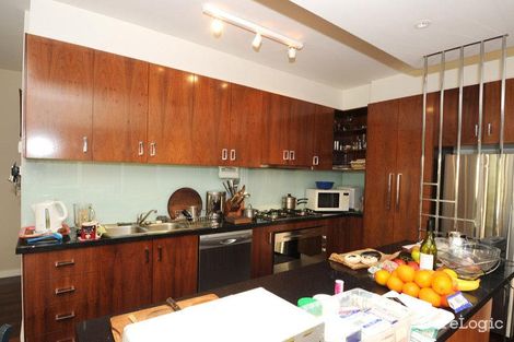 Property photo of 42 Gala Supreme Close Mordialloc VIC 3195
