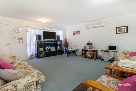 Property photo of 17 Bernadette Crescent Rosewood QLD 4340