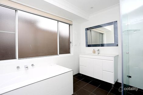 Property photo of 2 Garden Close Hinchinbrook NSW 2168