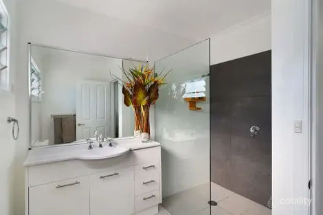 Property photo of 51 Soldiers Point Drive Norah Head NSW 2263