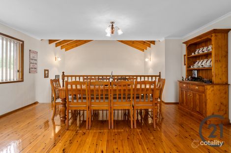 Property photo of 8 Charlotte Close Lurnea NSW 2170
