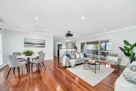 Property photo of 17 Solomon Place Mooroobool QLD 4870
