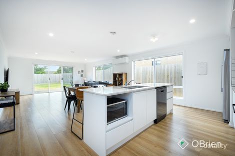 Property photo of 37 Alan George Terrace Somerville VIC 3912