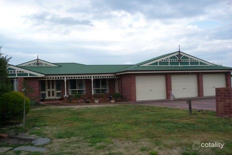 3 Armstrong Tce, West Wodonga, VIC 3690