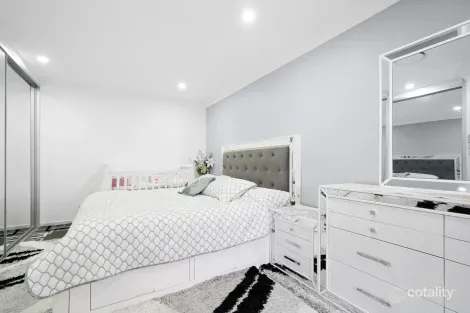 Property photo of 3 Aminta Crescent Hassall Grove NSW 2761