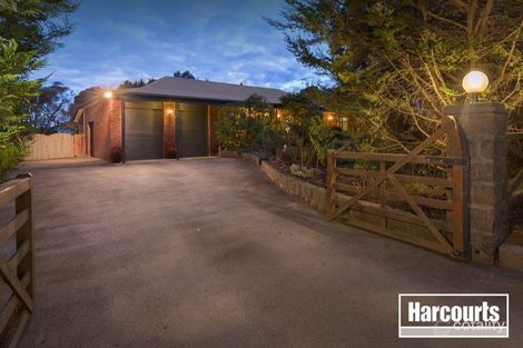 Property photo of 8 Homewood Road Cranbourne South VIC 3977