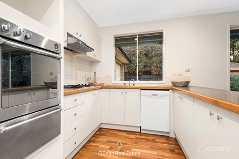 Property photo of 13 Wheatland Crescent Dingley Village VIC 3172