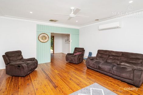 Property photo of 25 Leavenworth Drive Mount Austin NSW 2650