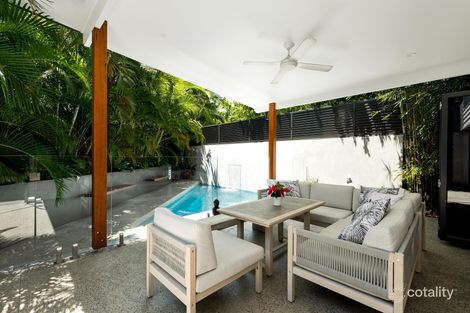 Property photo of 13 Leo Crescent Alexandra Headland QLD 4572