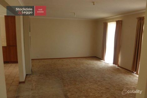 Property photo of 2/29 Deutgam Street Werribee VIC 3030