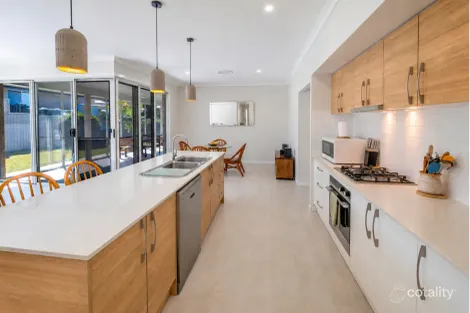 Property photo of 9 Flat Top Drive Woolgoolga NSW 2456