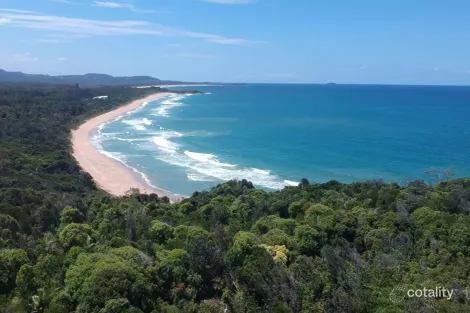 Property photo of 26 Headland Road Sapphire Beach NSW 2450
