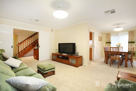 Property photo of 2 Cromer Court Gladstone Park VIC 3043