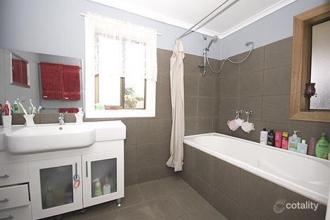 Property photo of 62 Eastern Parade Ottoway SA 5013