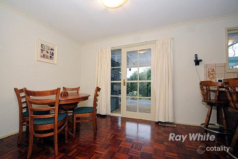 Property photo of 10 Janden Close Knoxfield VIC 3180