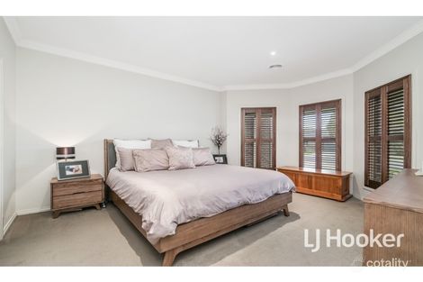 Property photo of 6 Winneke Way Pakenham VIC 3810