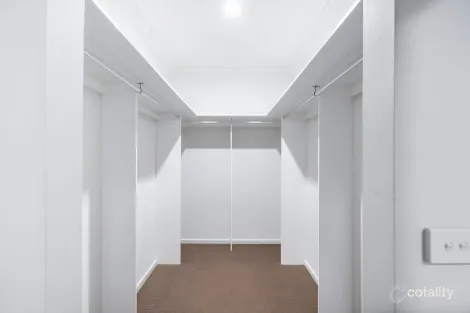 Property photo of 18 Driftwood Street Aintree VIC 3336