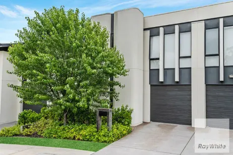 29 GREENWICH CRES, BUNDOORA, VIC 3083
