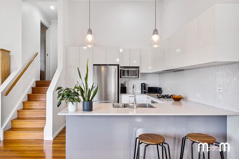 Property photo of 2/52B Pass Avenue Thirroul NSW 2515