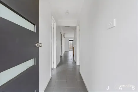 Property photo of 105 Burbidge Drive Bacchus Marsh VIC 3340