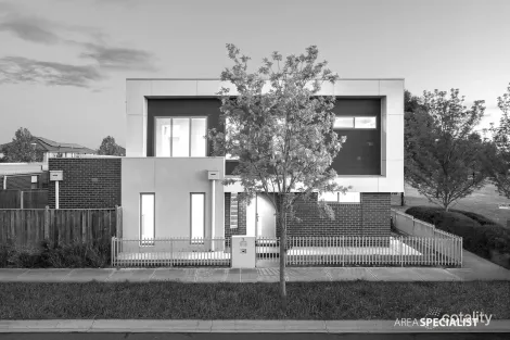 Property photo of 1 Grantham Walk Williams Landing VIC 3027