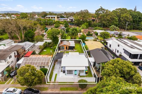 Property photo of 18 Middle Street Labrador QLD 4215